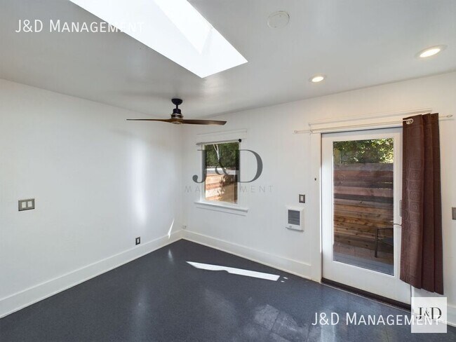 2126 Mission Ave San Diego, CA 92116 photo 5