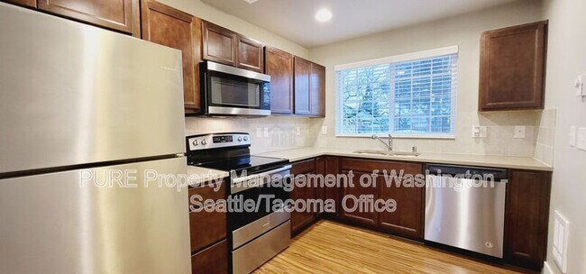 4038 S Lawrence St Tacoma, WA 98409 photo 4