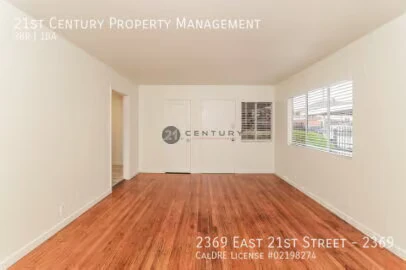 2369 E 21st St Oakland, CA 94601 photo 4
