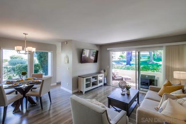 17637 Pomerado Rd San Diego, CA 92128 photo 3