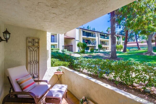 17637 Pomerado Rd San Diego, CA 92128 photo 4