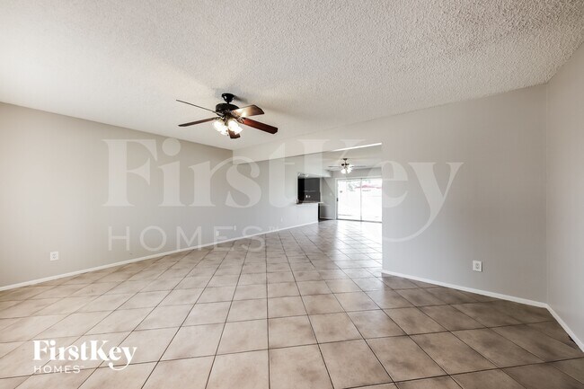 3636 W Beryl Ave Phoenix, AZ 85051 photo 3