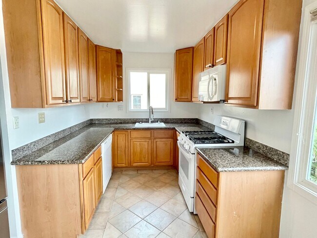 766 Myra Way, San Francisco, CA 94127 photo 5