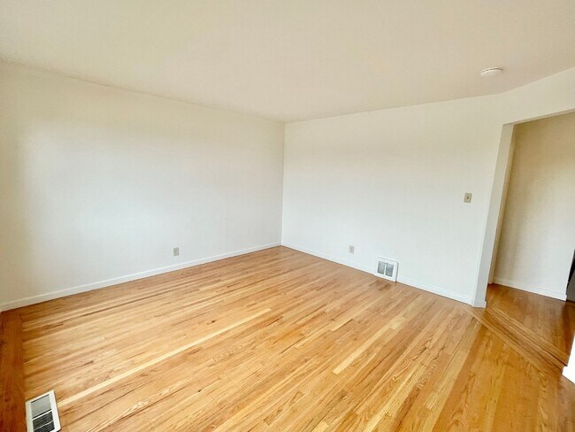 766 Myra Way, San Francisco, CA 94127 photo 3