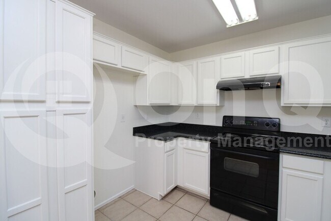17526 West Boca Raton Road, Surprise, AZ 85388 photo 4