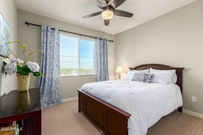 2511 W Queen Creek Rd Chandler, AZ 85248 photo 4