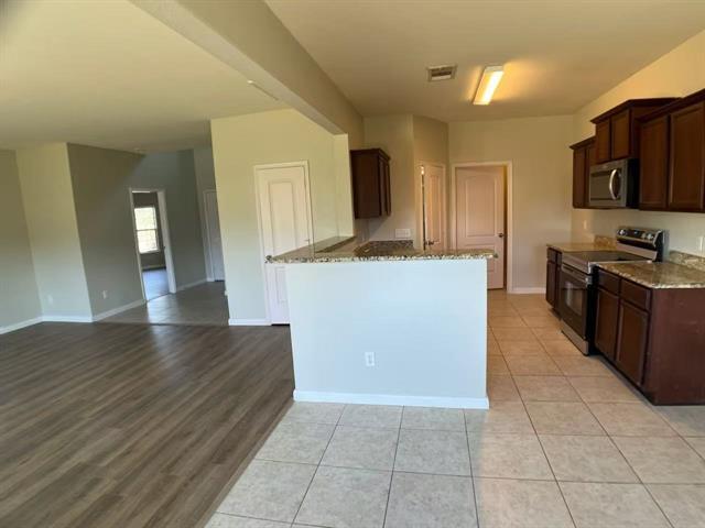312 Magnolia Drive, Princeton, TX 75407 photo 3