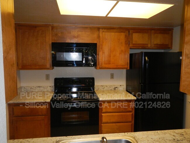 5596 Makati Circle, San Jose, CA 95123 photo 3