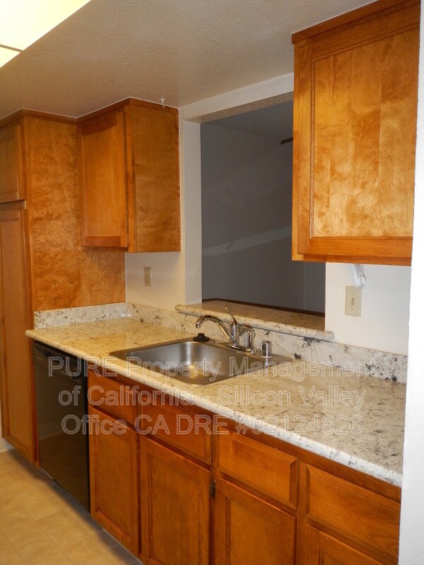 5596 Makati Circle, San Jose, CA 95123 photo 4