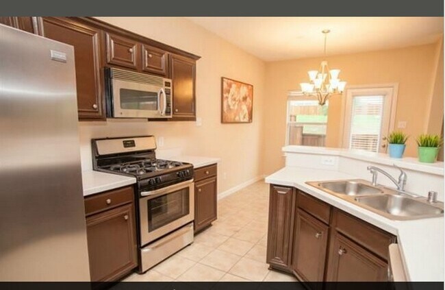 8734 San Bernard Street, Plano, TX 75024 photo 3