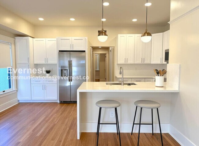 412 W Roosevelt St Phoenix, AZ 85003 photo 2