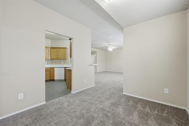 1410 Deville Circle, Garland, TX 75043 photo 2