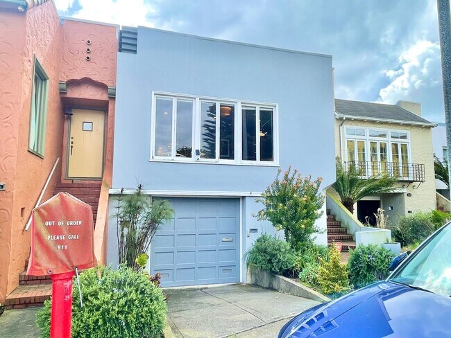 131 Bella Vista Way, San Francisco, CA 94127 photo 3