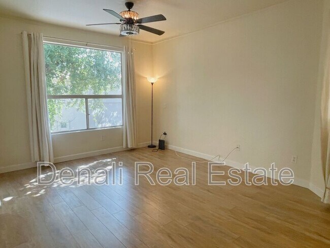 9550 E Thunderbird Rd Scottsdale, AZ 85260 photo 3