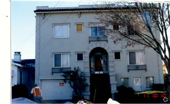 4180 Opal Street, Oakland, CA 94609 photo 4