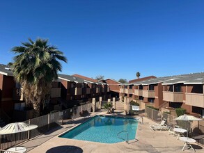 4444 N 7th Ave Phoenix, AZ 85013 photo 2