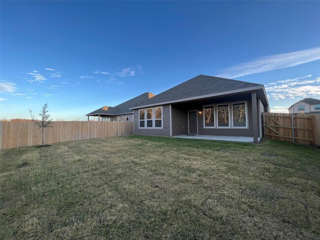 8120 Sycamore Brook Dr photo 3