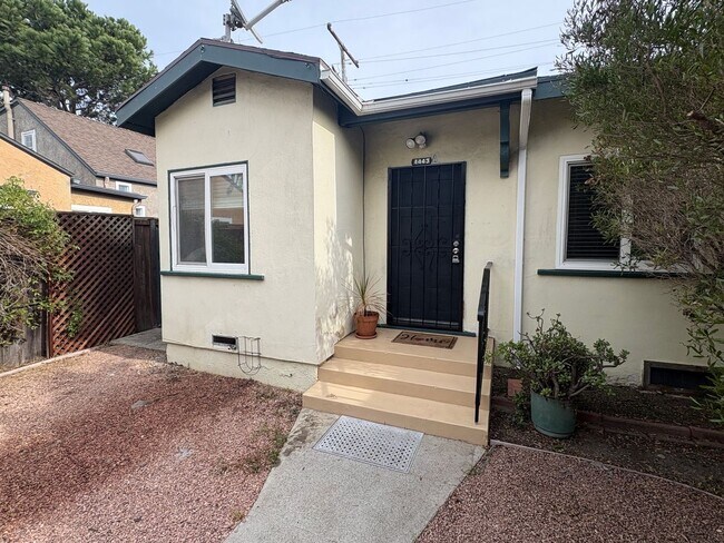 4443 Bancroft Street, San Diego, CA 92116 photo 2