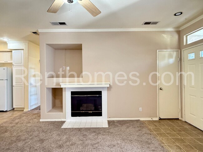 10782 Sabre Hills Dr photo 4