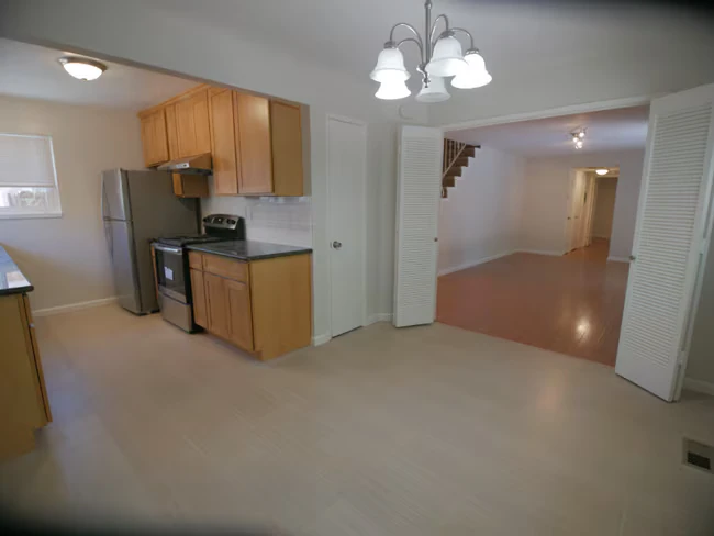 1285 Manchester Dr Santa Clara, CA 95050 photo 4