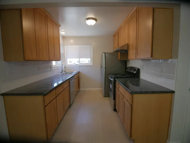 1285 Manchester Dr Santa Clara, CA 95050 photo 3