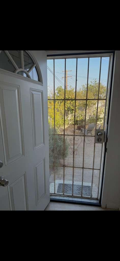 1416 L Ave National City, CA 91950 photo 2