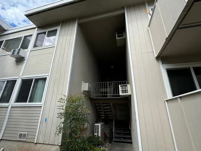 1898 Meridian Ave San Jose, CA 95125 photo 3