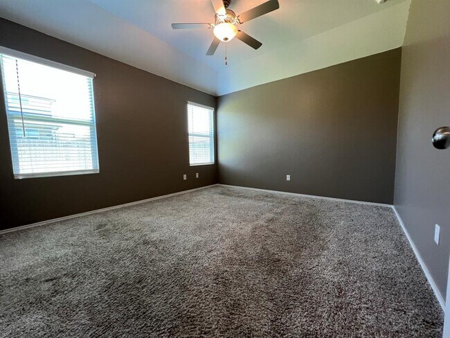 132 Vintage Dr San Marcos, TX 78666 photo 5