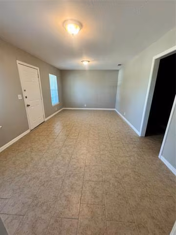 4417 Pate Drive, Fort Worth, TX 76119 photo 3