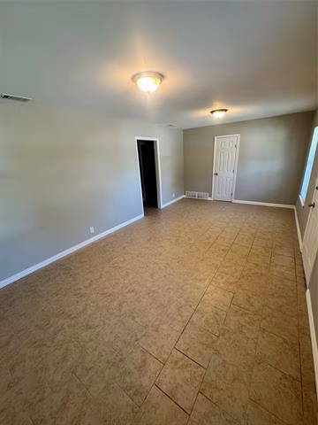 4417 Pate Drive, Fort Worth, TX 76119 photo 5