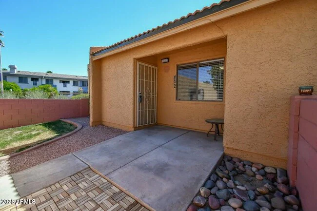 3511 E Baseline Rd Phoenix, AZ 85042 photo 3