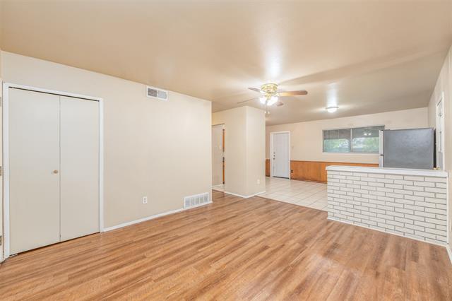 1816 E Tucker Blvd Arlington, TX 76010 photo 3