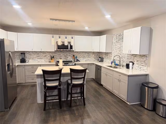 3315 Parvia Avenue, Dallas, TX 75212 photo 5