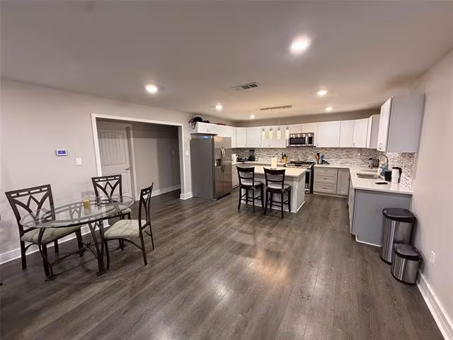3315 Parvia Avenue, Dallas, TX 75212 photo 4