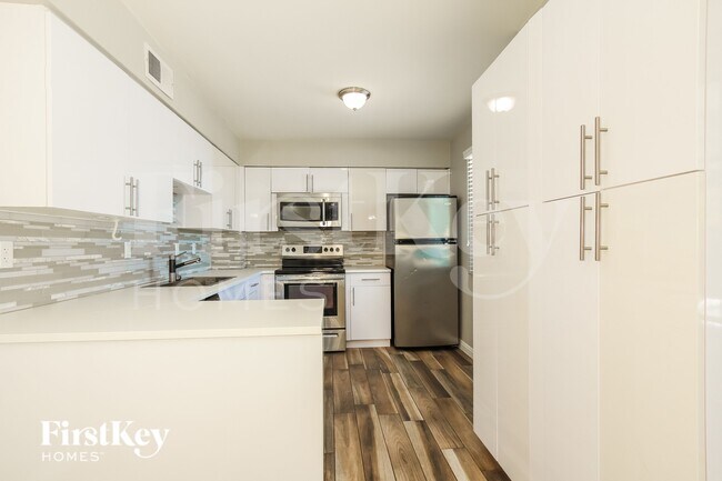 1812 W Morten Ave Phoenix, AZ 85021 photo 5