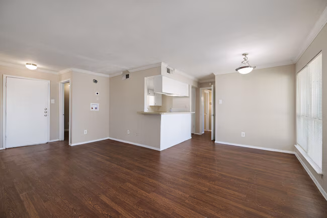 Zara Apartment Homes photo 5