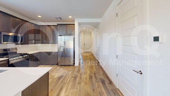 17108 West Fallen Leaf Lane, Surprise, AZ 85387 photo 3