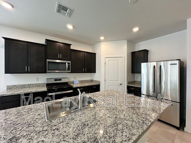 25361 N 144th Dr. photo 3