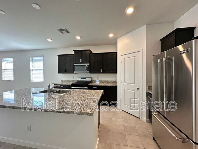 25361 N 144th Dr. photo 2