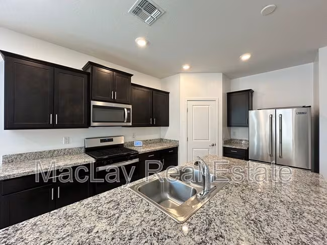25361 N 144th Dr. photo 4