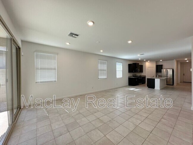25361 N 144th Dr. photo 5