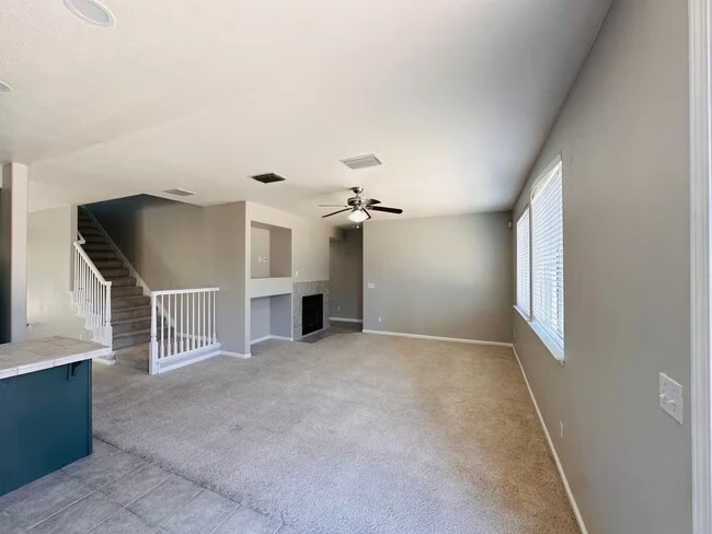 2403 Clemente Ln Tracy, CA 95377 photo 5