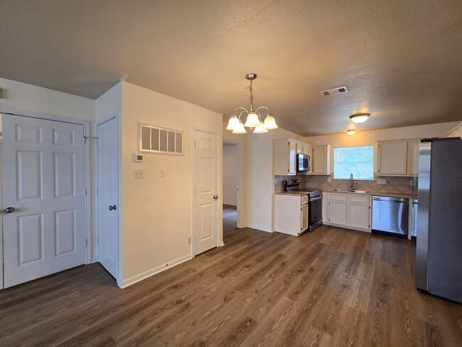 1500 Golden Eagle Ct Killeen, TX 76549 photo 5