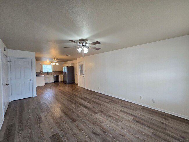 1500 Golden Eagle Ct Killeen, TX 76549 photo 4