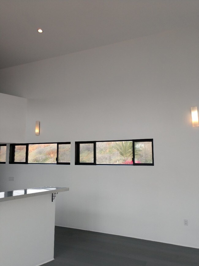 2120 State Street photo 5