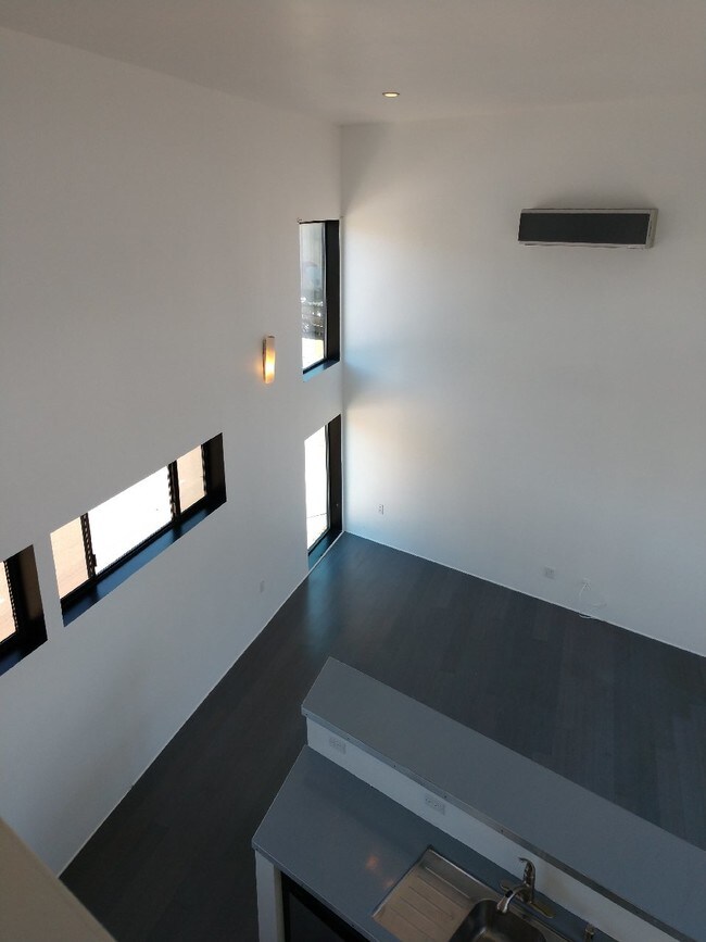 2120 State Street photo 2