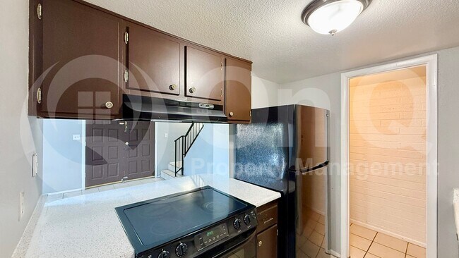 5312 West Hearn Road, Glendale, AZ 85306 photo 4