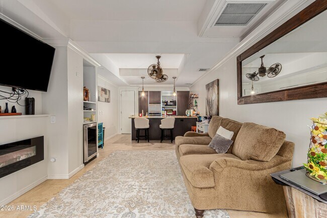7137 E Rancho Vista Dr Scottsdale, AZ 85251 photo 5