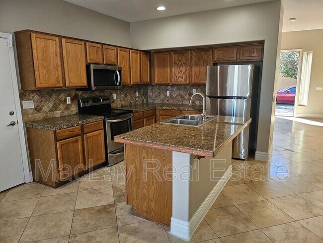 3936 E Minton St Phoenix, AZ 85042 photo 4