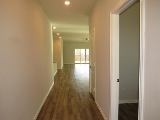 3416 Chasemoor Drive, Denton, TX 76207 photo 4